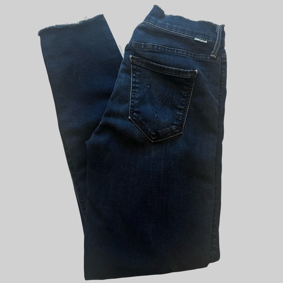 MOTHER Denim - MOTHER Double Fray Charmer Crop Jeans Size 25.